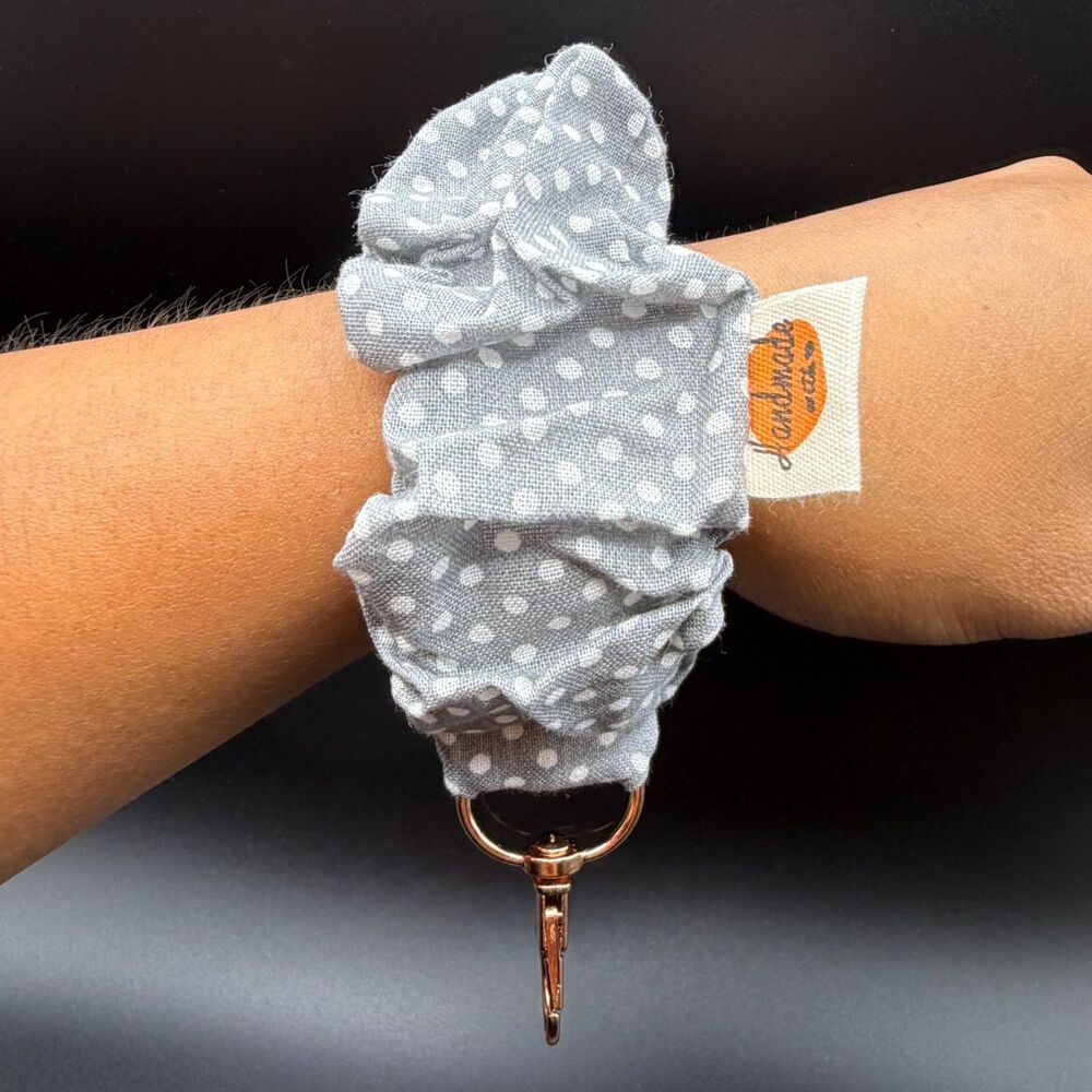 Handmade One Sz Scrunchie Key Fob Wristlet Womens Grey Polka Dot Cotton Keychain